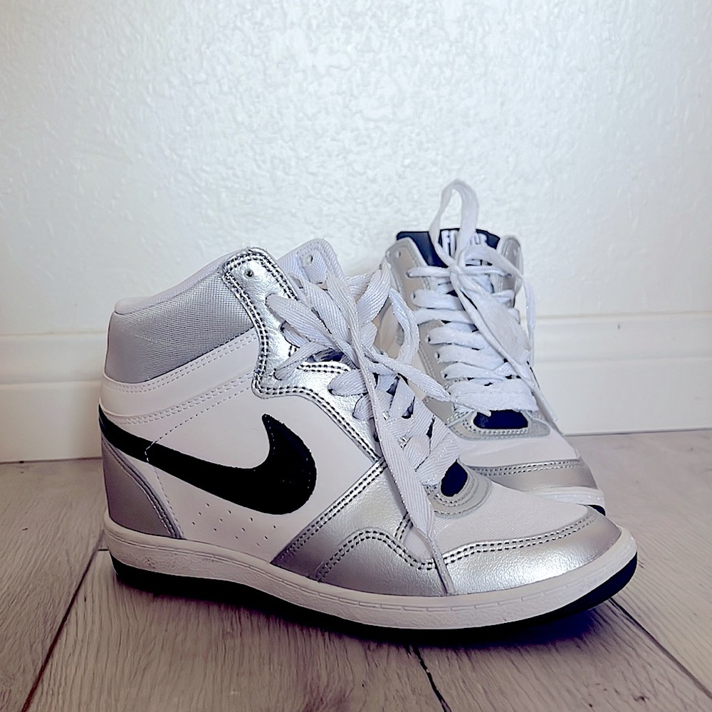 COPY - Women’s Nike Force Sky High | Size 7